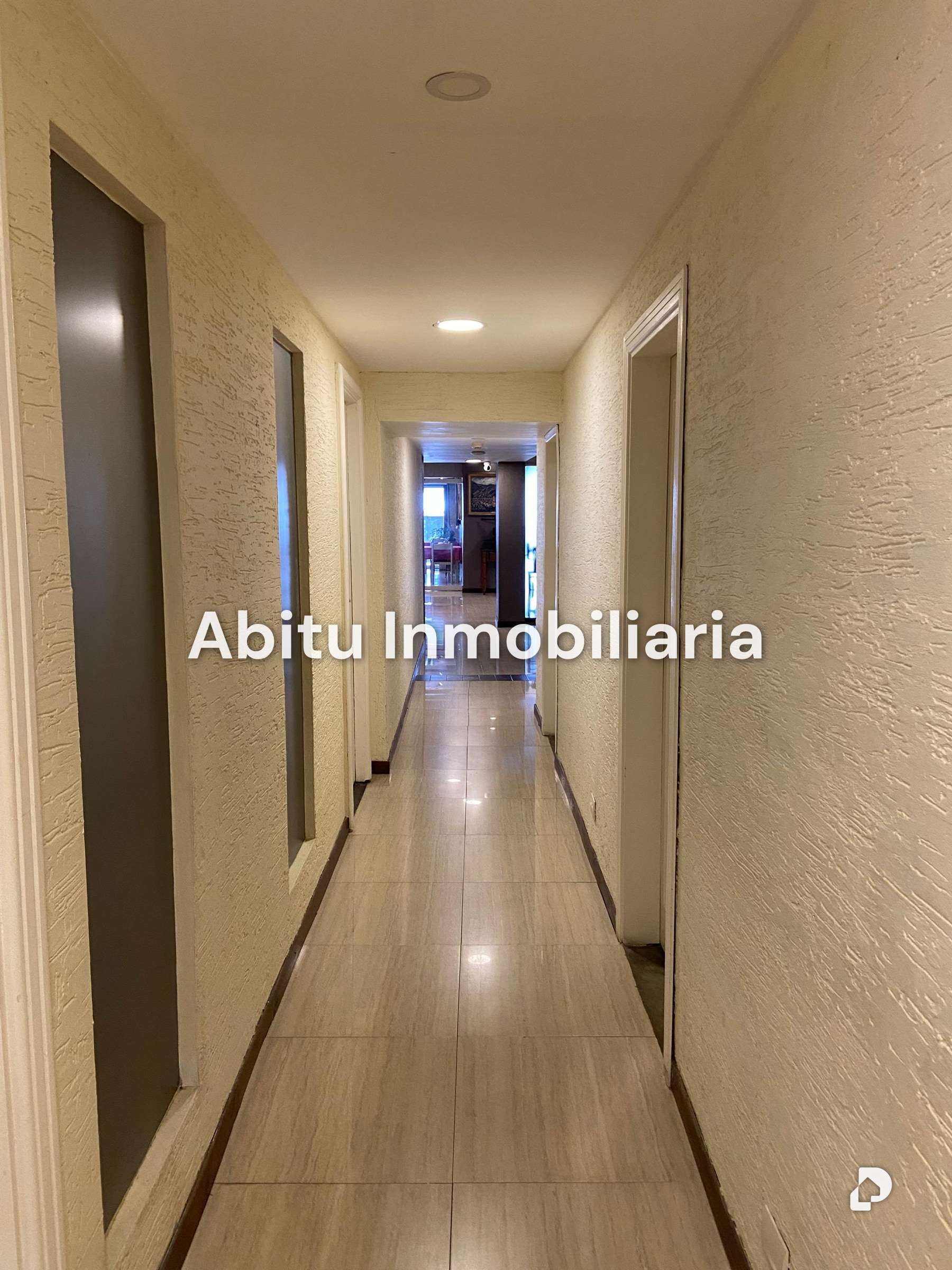 Building in Porlamar, Margarita (sureste) – 9