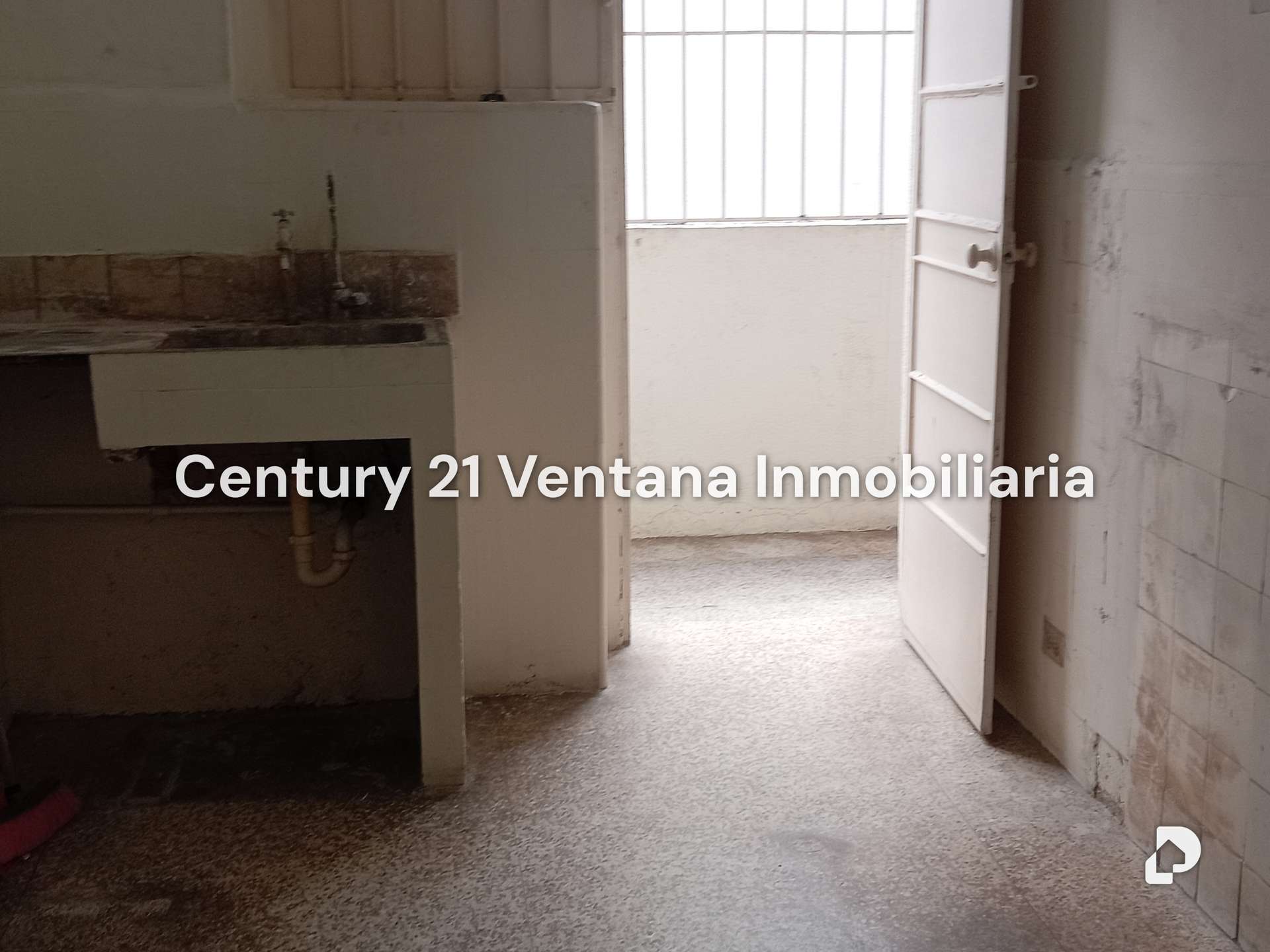 Oficina en El Bosque, Caracas – 10