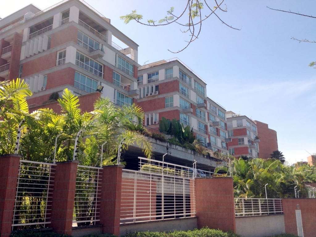 Apartamento en Urbanización Villa Nueva del Hatillo, Caracas - 1
