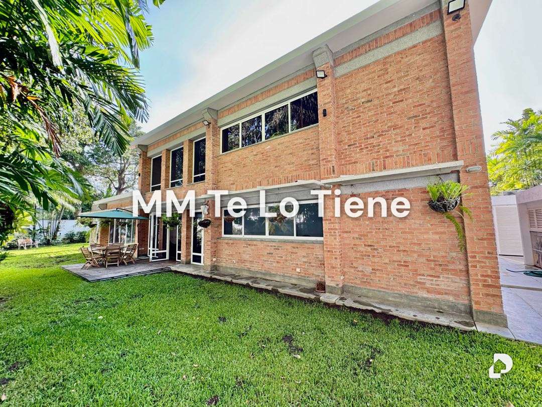 Casa en La Floresta, Caracas – 8