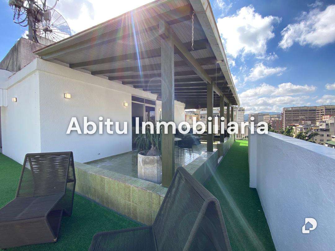 Apartamento en Los Palos Grandes, Caracas – 2