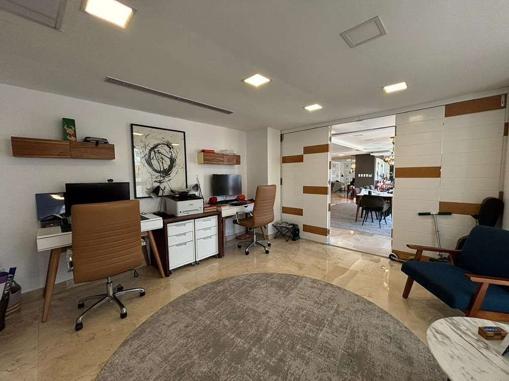 Penthouse en Los Naranjos (Las Mercedes), Caracas