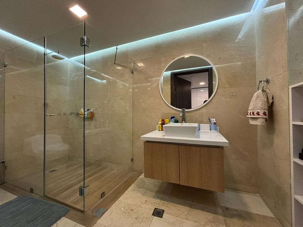 Penthouse en Los Naranjos (Las Mercedes), Caracas