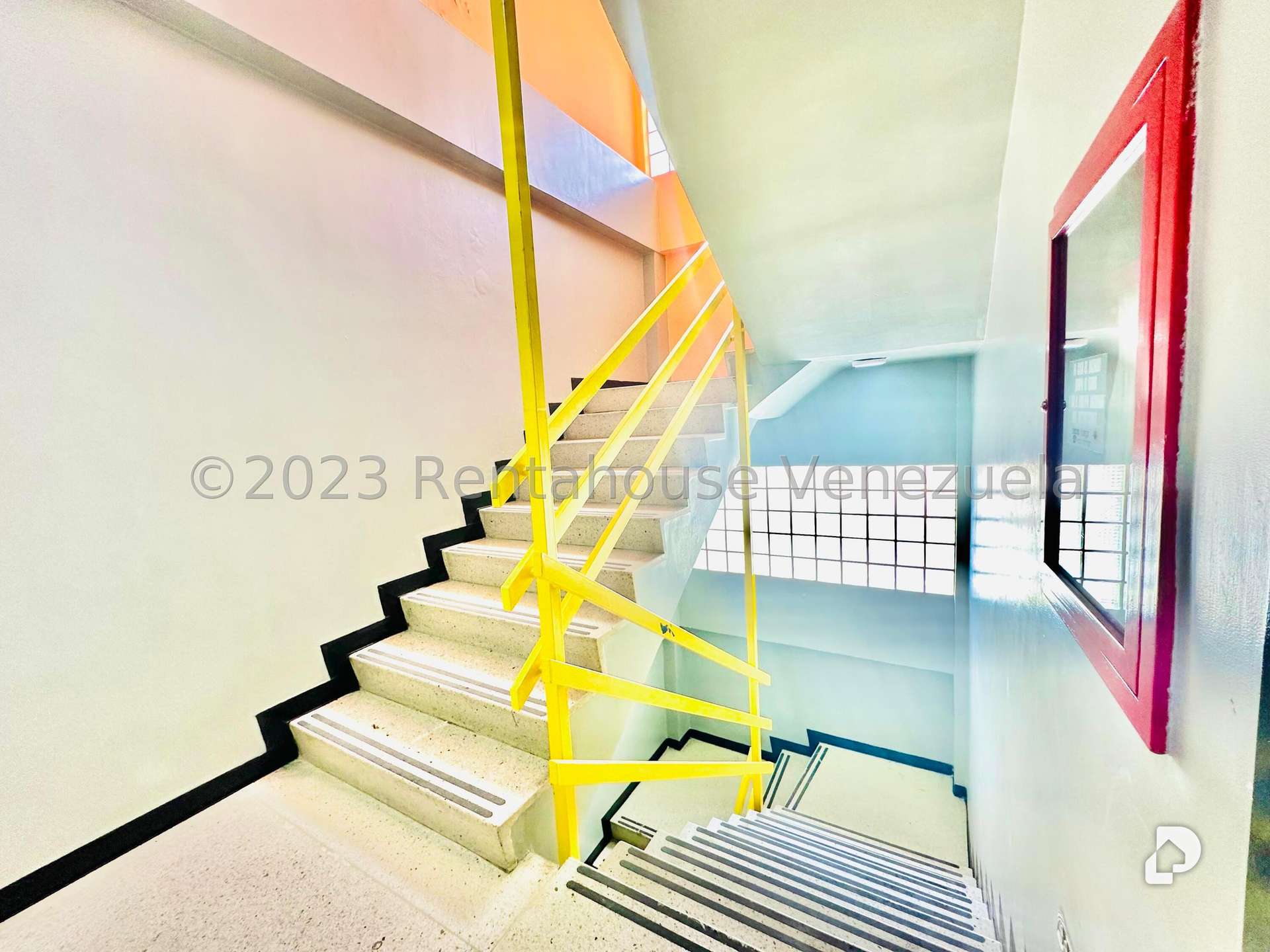 Edificio en Chacao, Caracas – 13