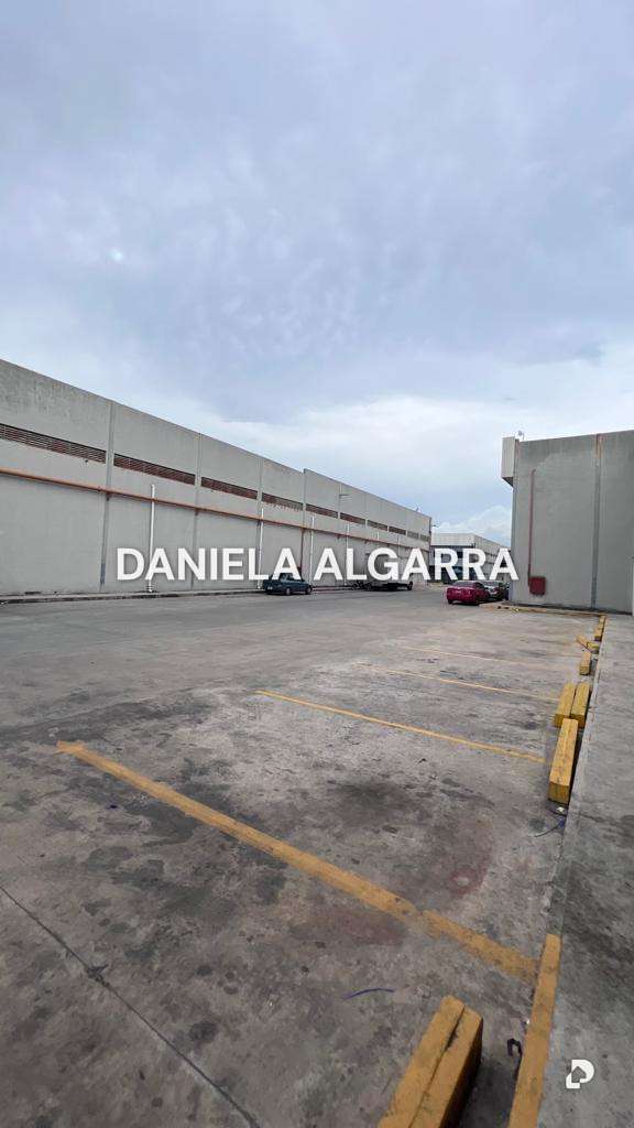 Local comercial en Industrial Castillito, Valencia – 12