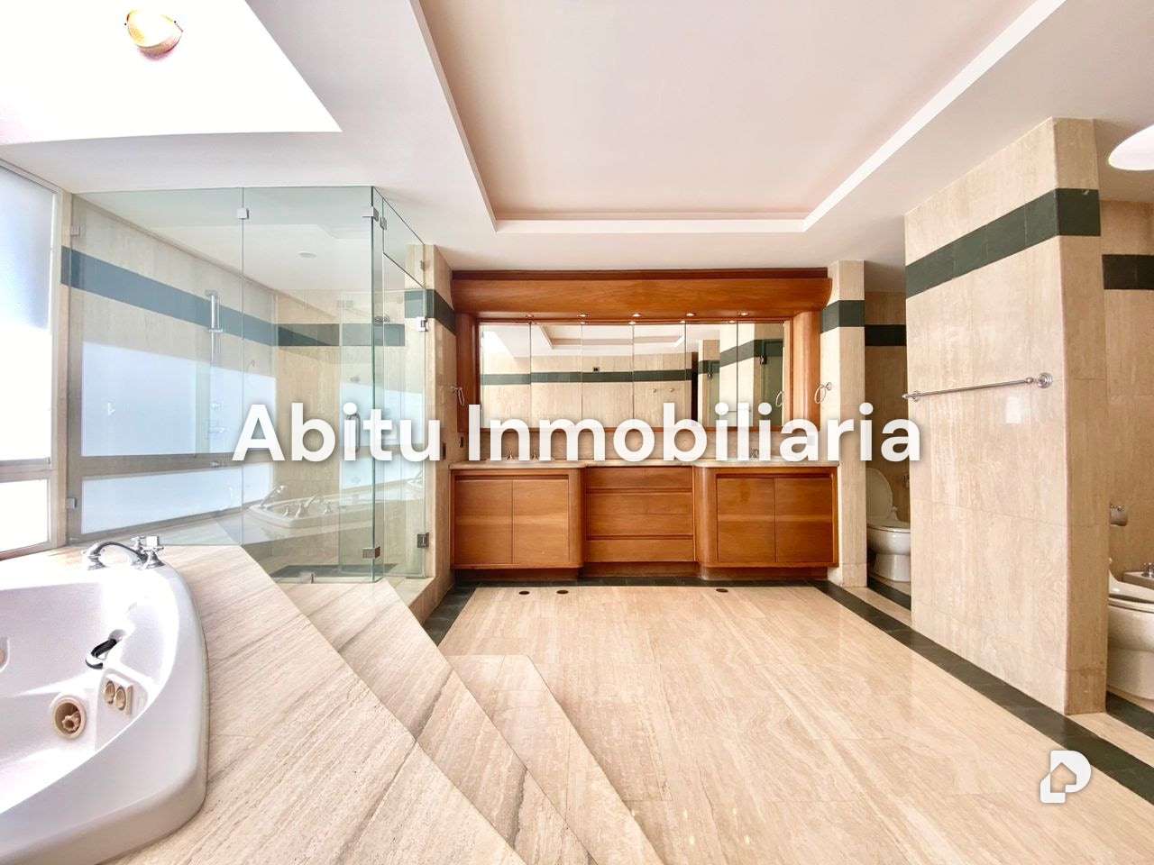 Apartamento en Altamira, Caracas – 15