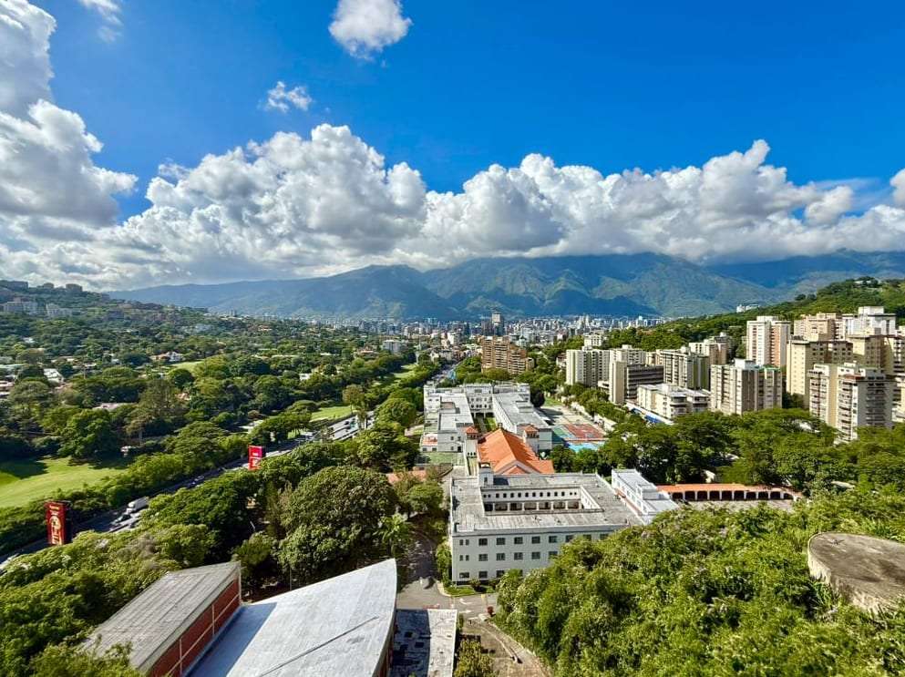 Apartamento en Santa Rosa de Lima, Caracas - 1