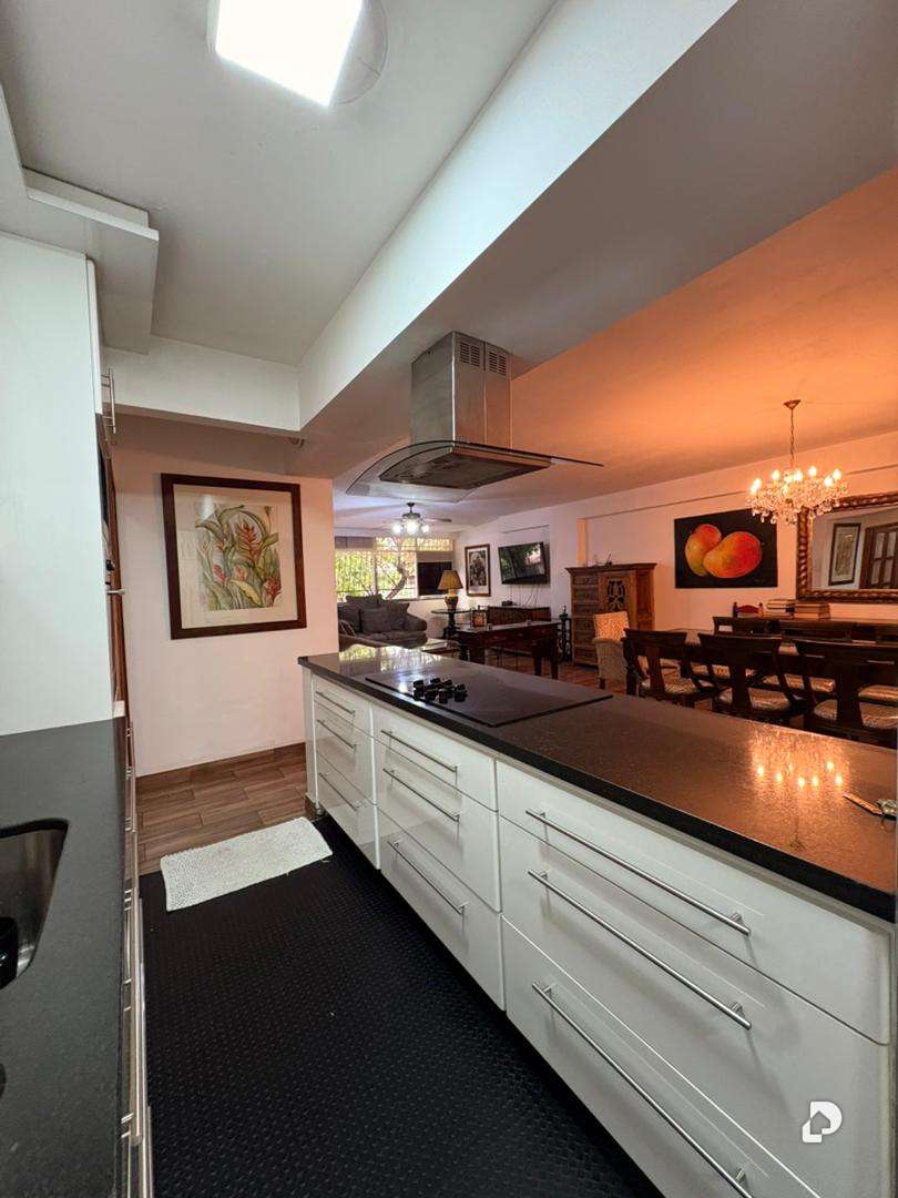 Apartment in Chacao, Caracas – 8