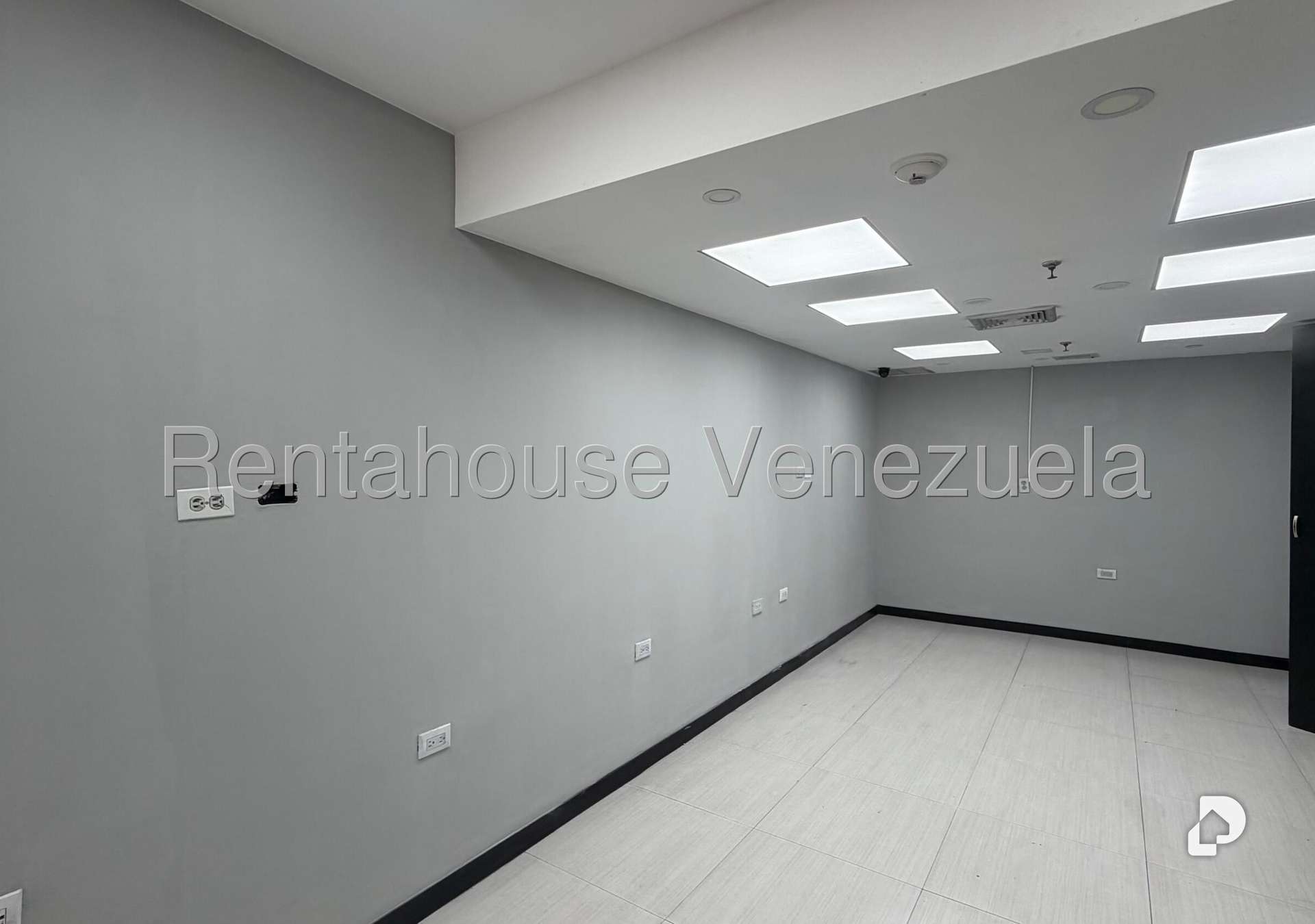 Local comercial en San Bernardino, Caracas – 16