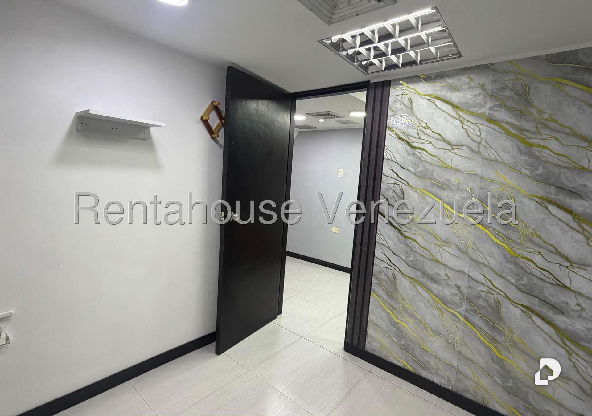 Local comercial en San Bernardino, Caracas – 21