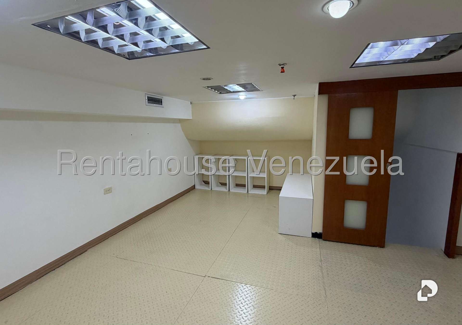 Local comercial en San Bernardino, Caracas – 50