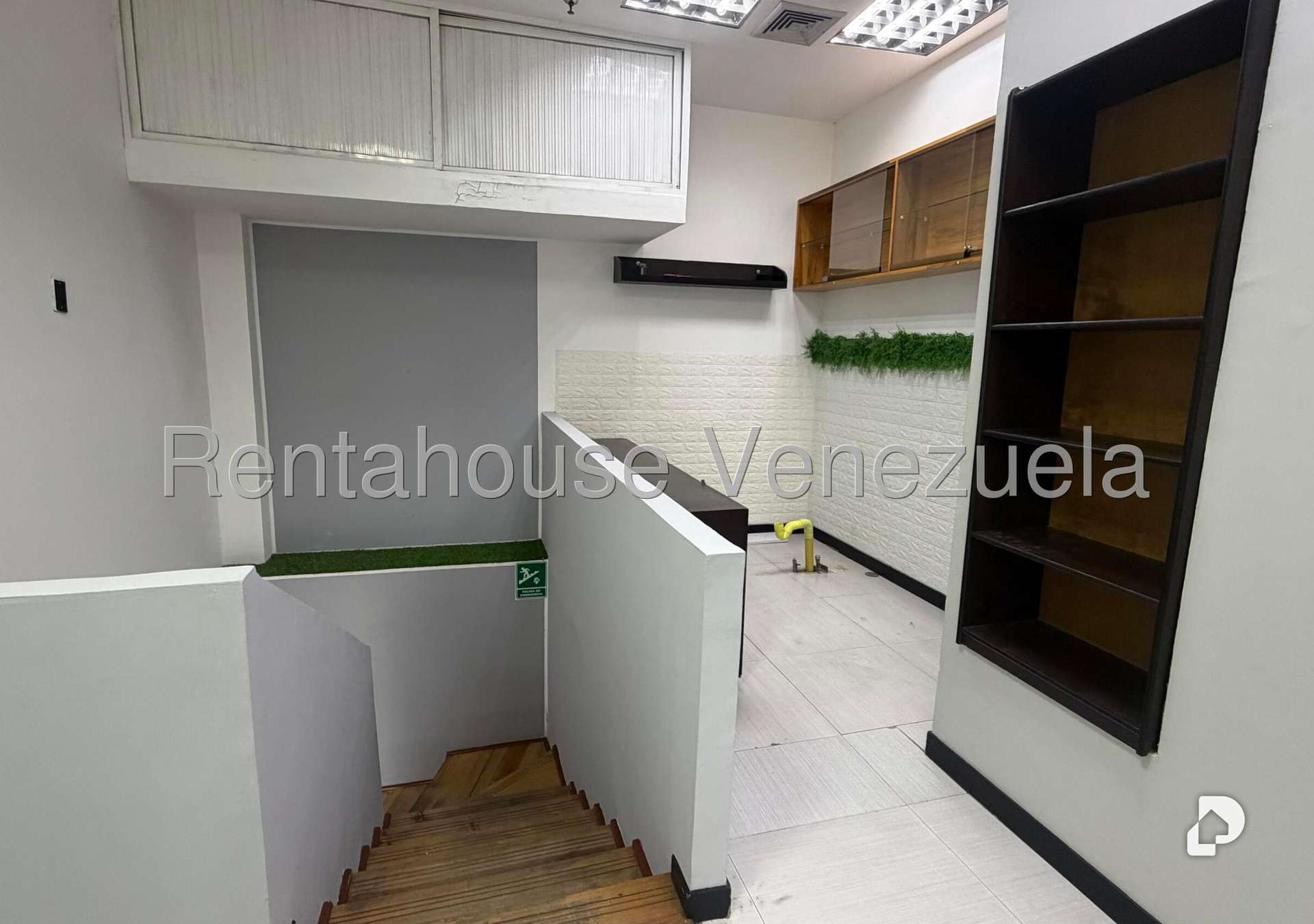 Local comercial en San Bernardino, Caracas – 34