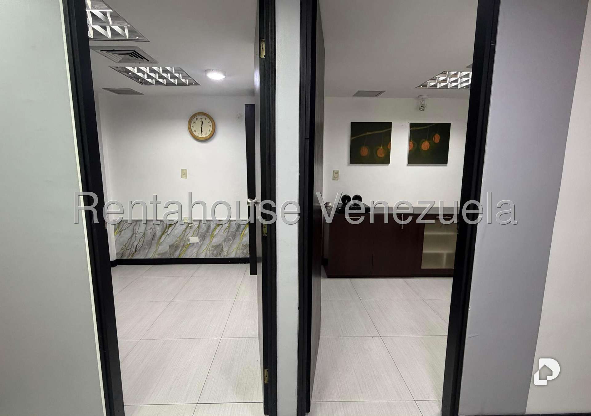 Local comercial en San Bernardino, Caracas – 42
