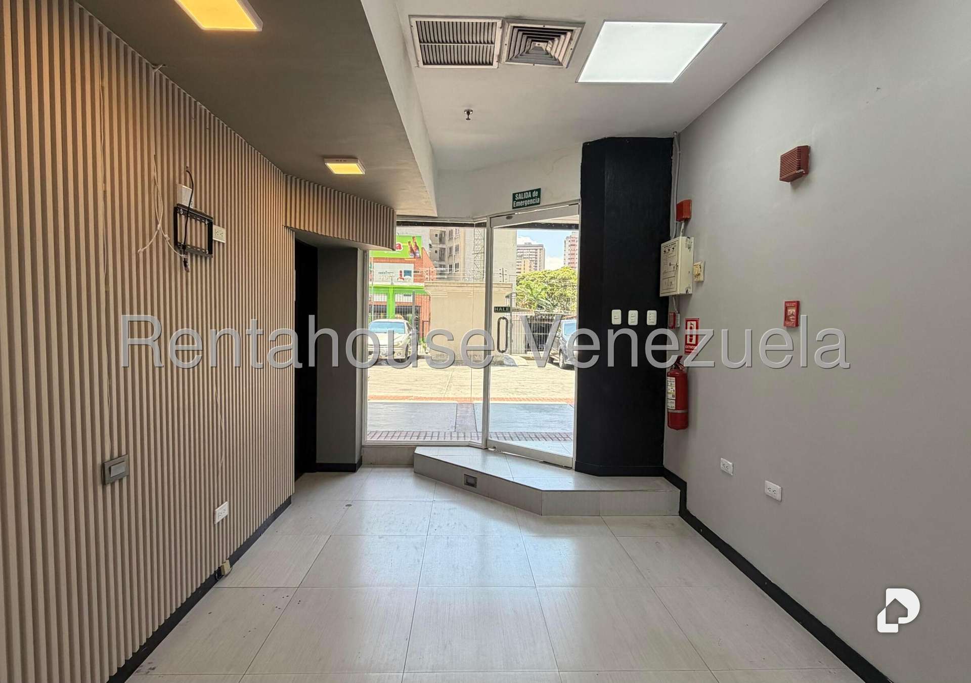 Local comercial en San Bernardino, Caracas – 13