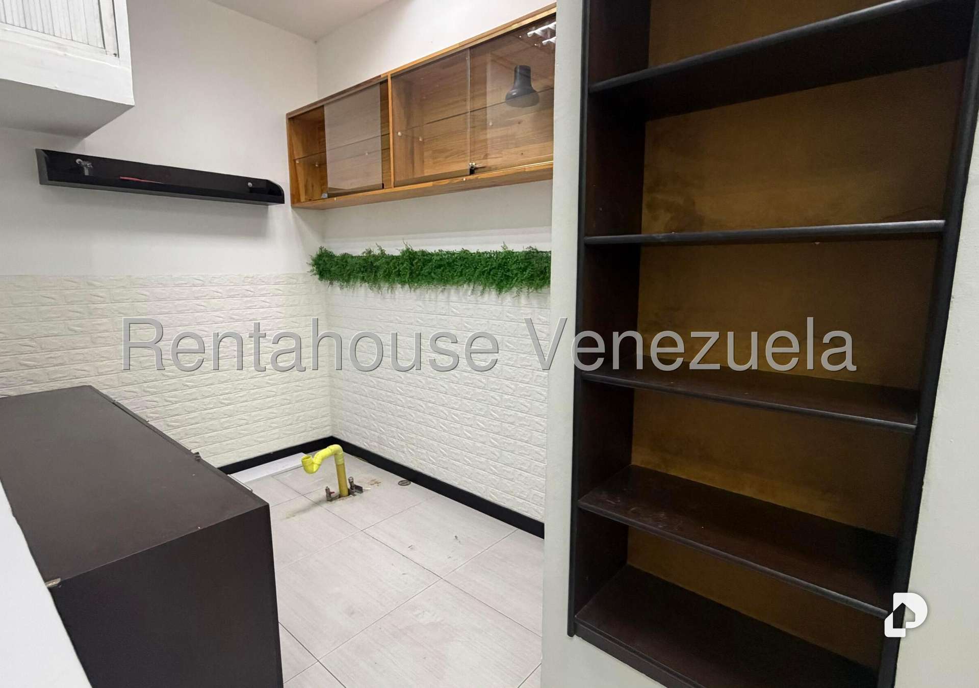 Local comercial en San Bernardino, Caracas – 32