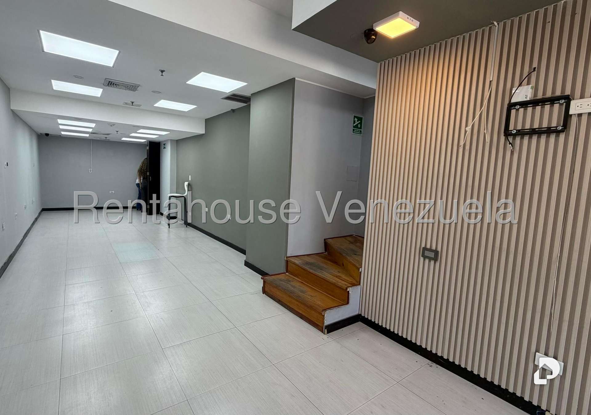 Local comercial en San Bernardino, Caracas – 12