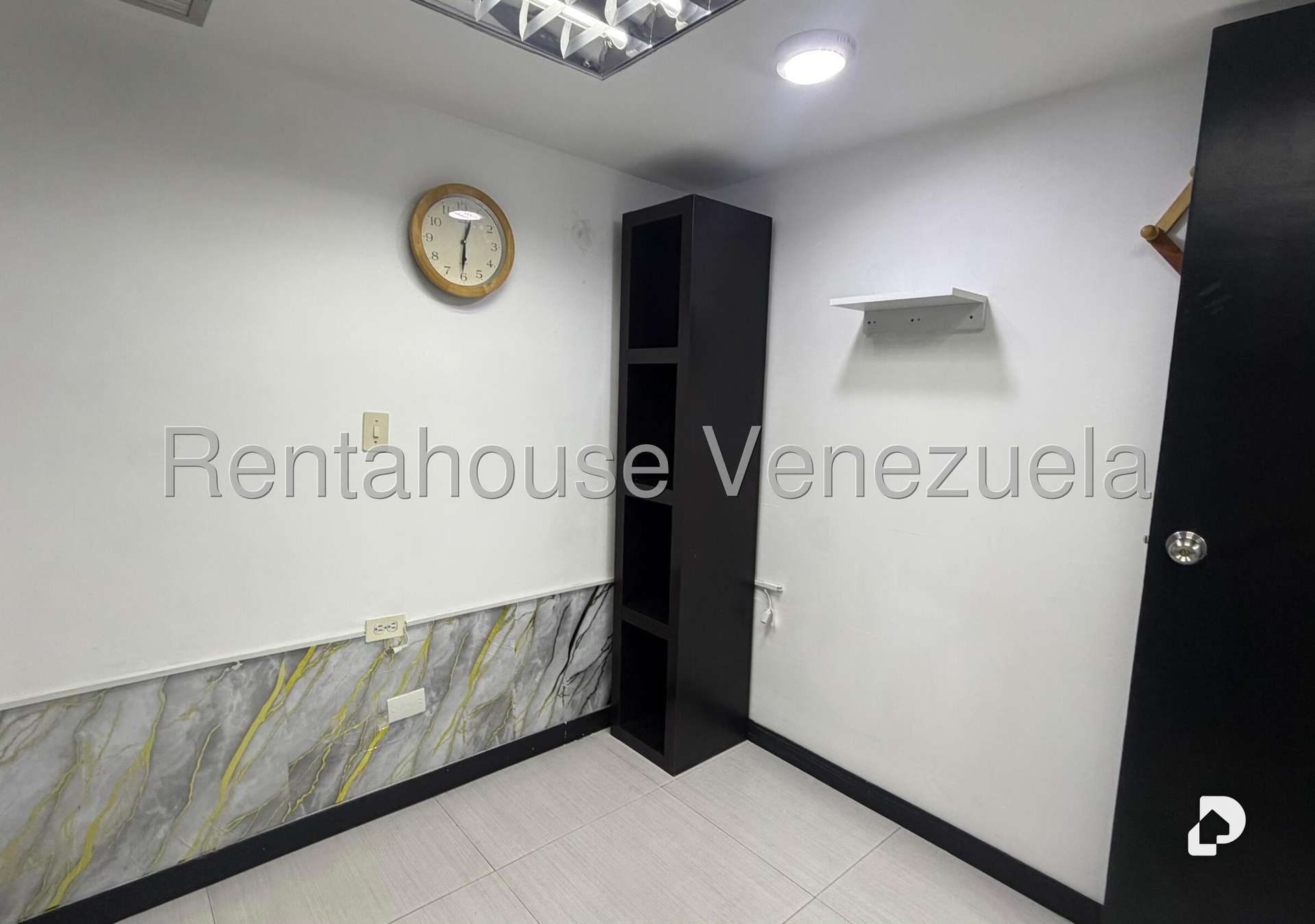 Local comercial en San Bernardino, Caracas – 23