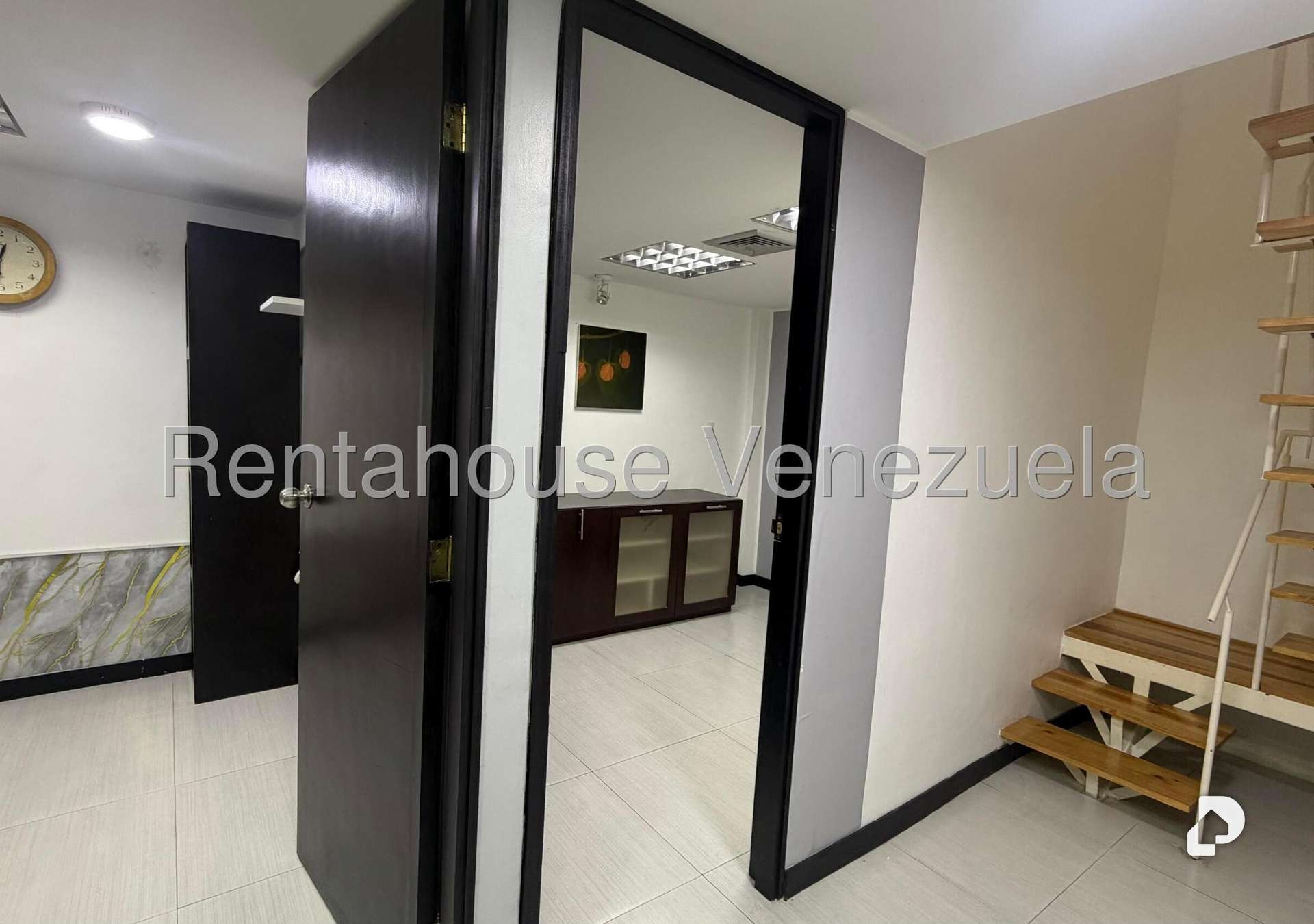 Local comercial en San Bernardino, Caracas – 41