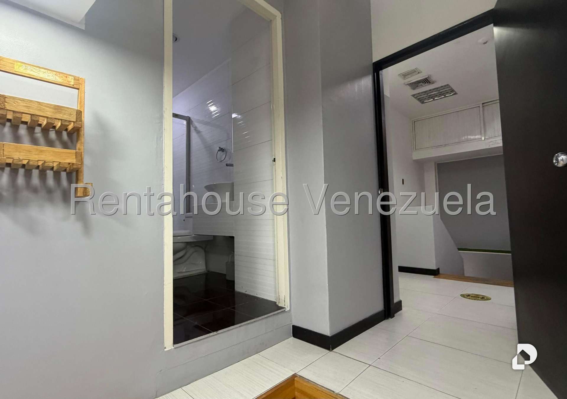 Local comercial en San Bernardino, Caracas – 45