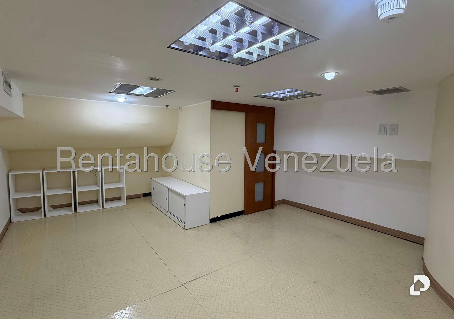Local comercial en San Bernardino, Caracas – 48