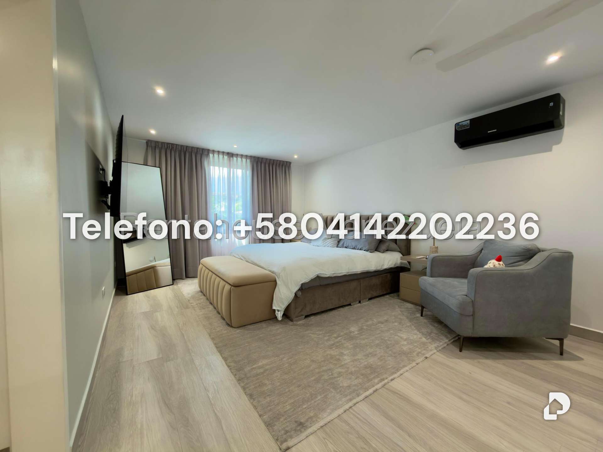 Casa en El Cafetal, Caracas – 23