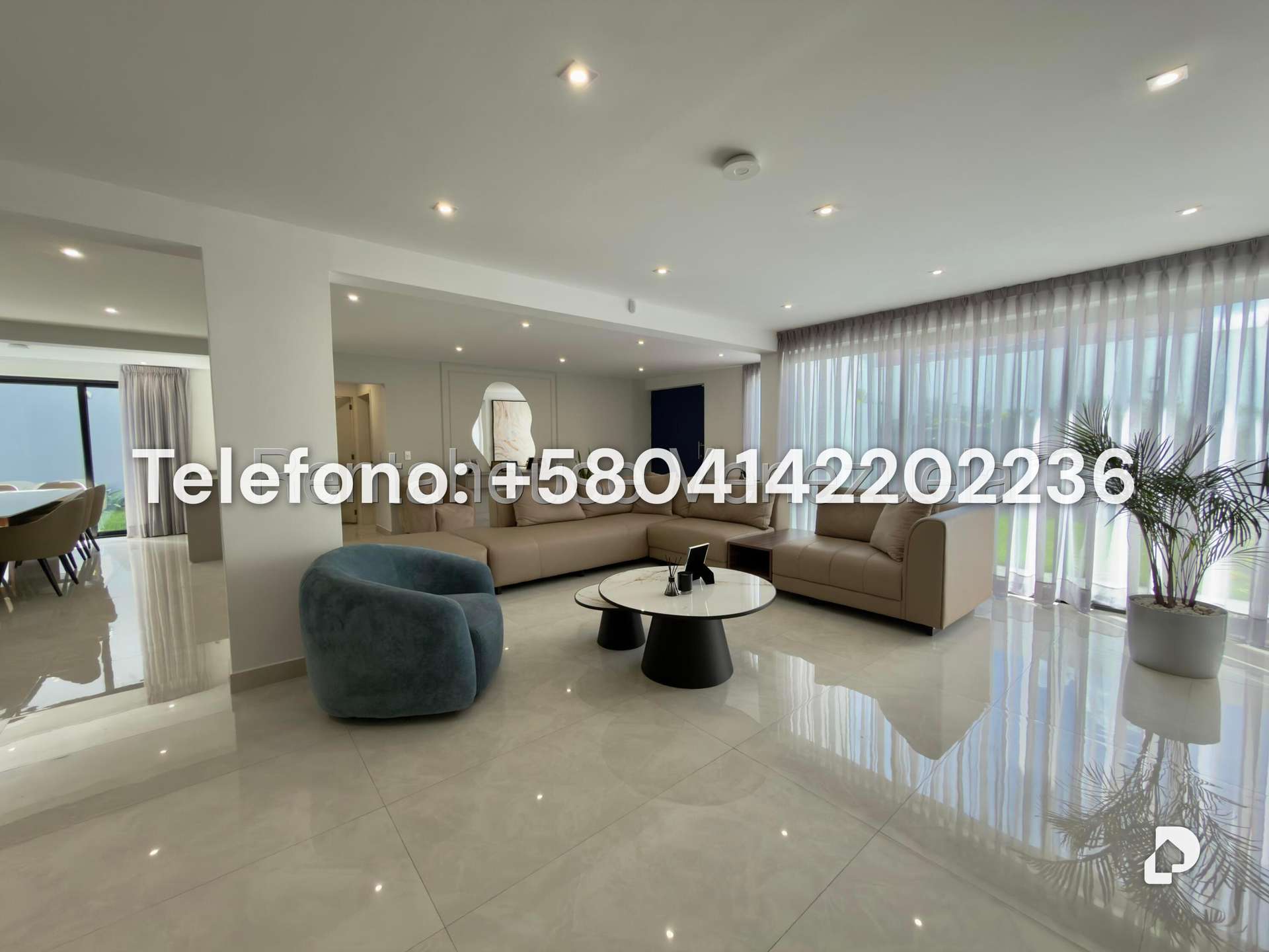 Casa en El Cafetal, Caracas – 15