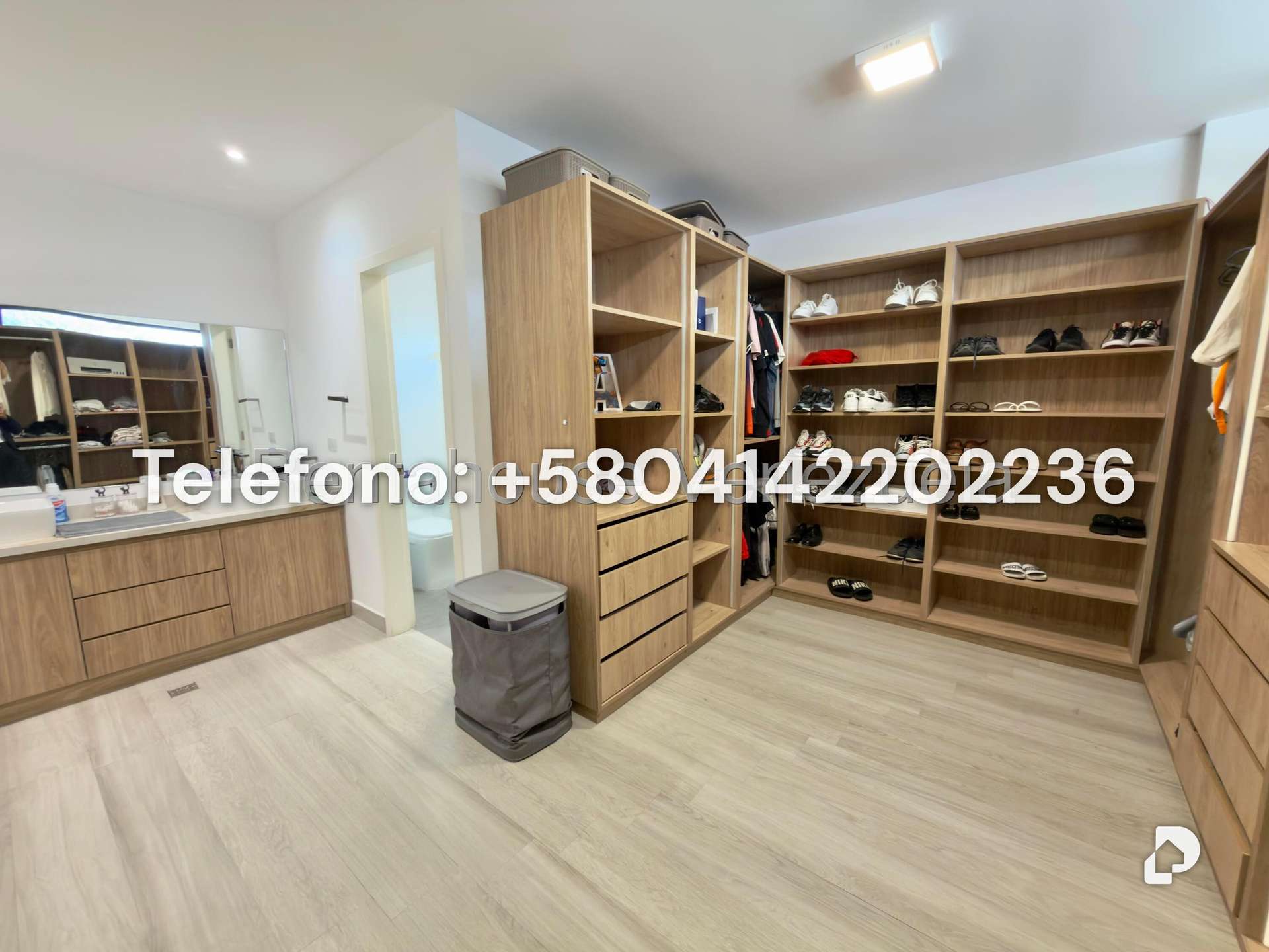 Casa en El Cafetal, Caracas – 24