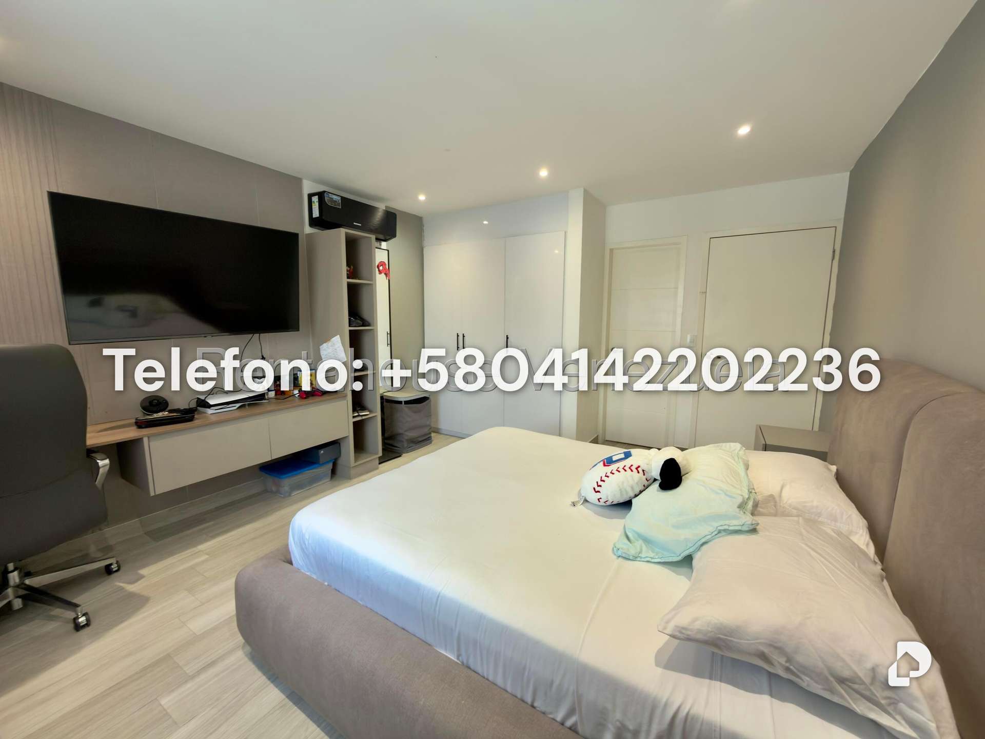 Casa en El Cafetal, Caracas – 28