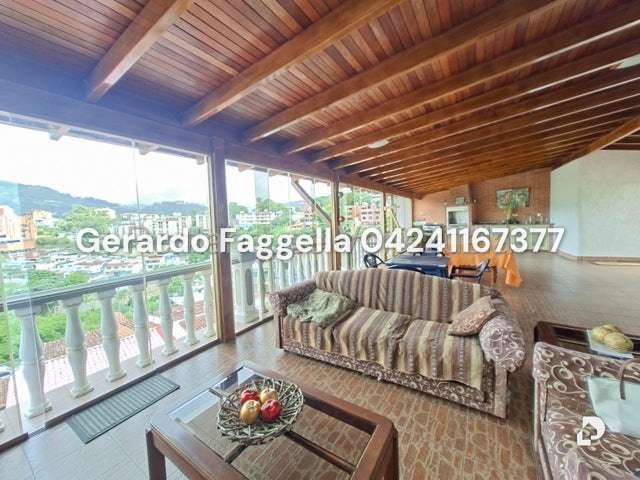 Casa en La Trinidad, Caracas – 2