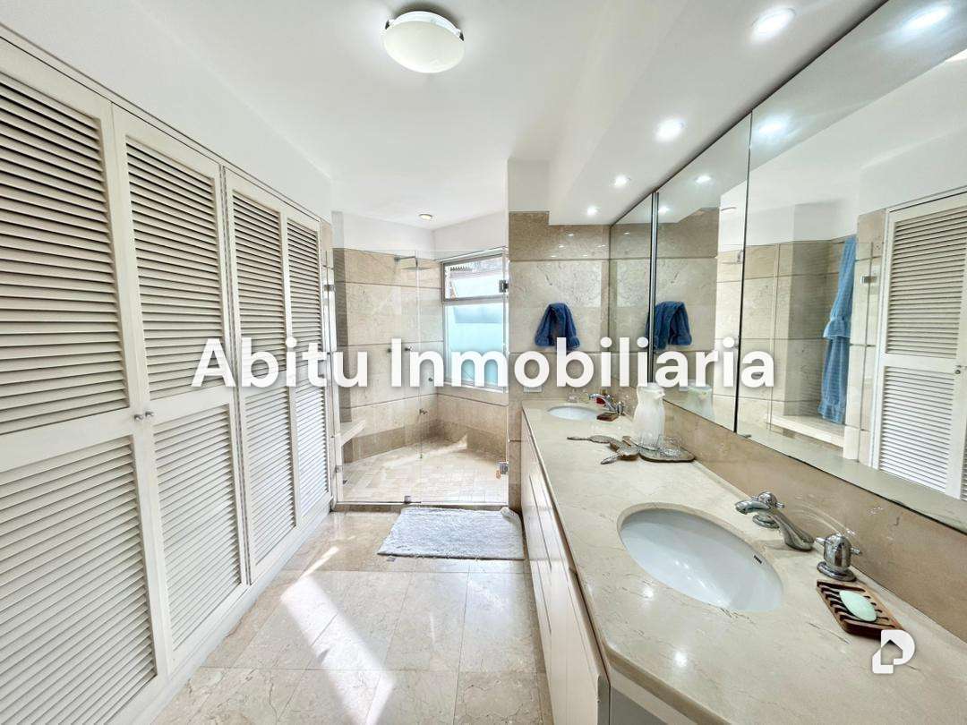 Apartamento en Altamira, Caracas – 19