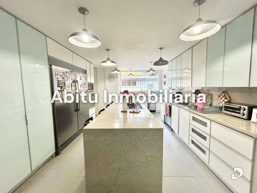 Apartamento en Altamira, Caracas – 10