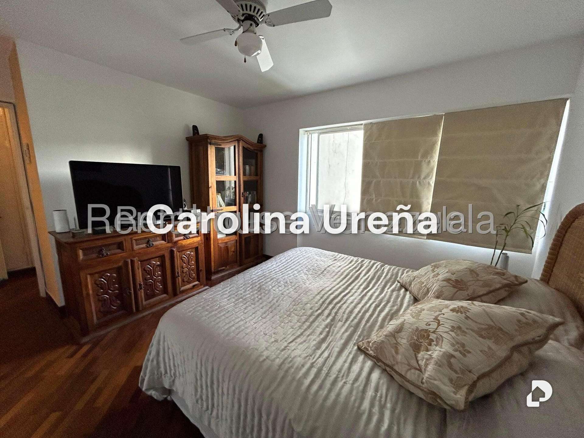 Apartamento en Las Mesetas de Santa Rosa de Lima, Caracas – 17
