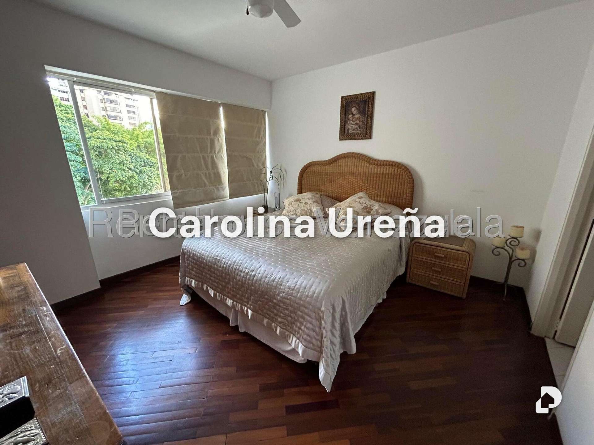 Apartamento en Las Mesetas de Santa Rosa de Lima, Caracas – 16