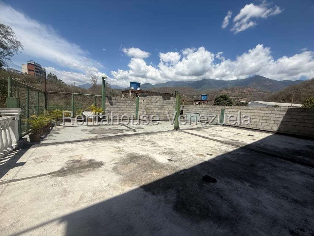 Galpón en Mampote, Guarenas