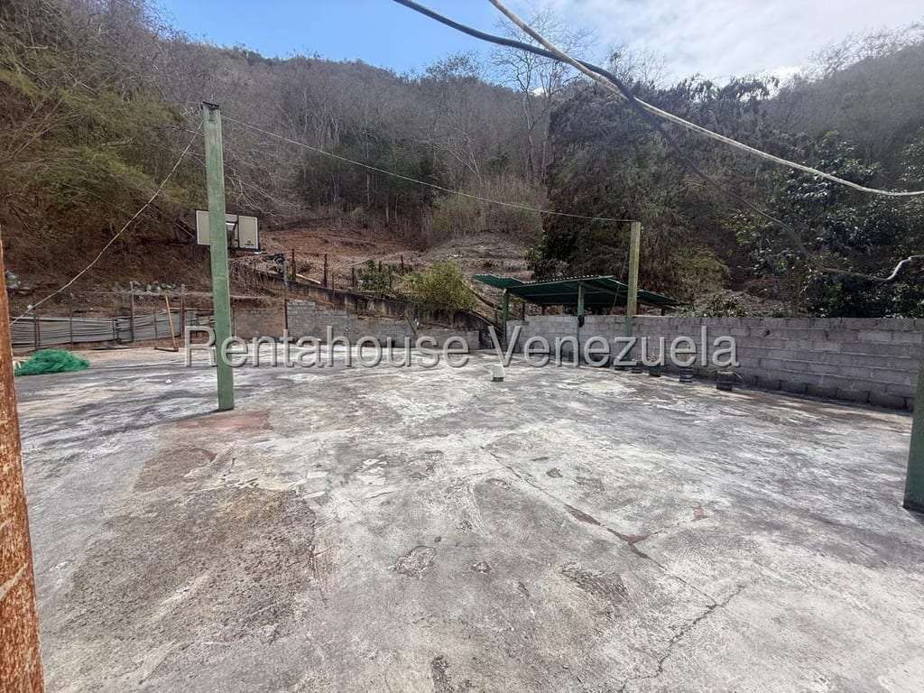 Galpón en Mampote, Guarenas