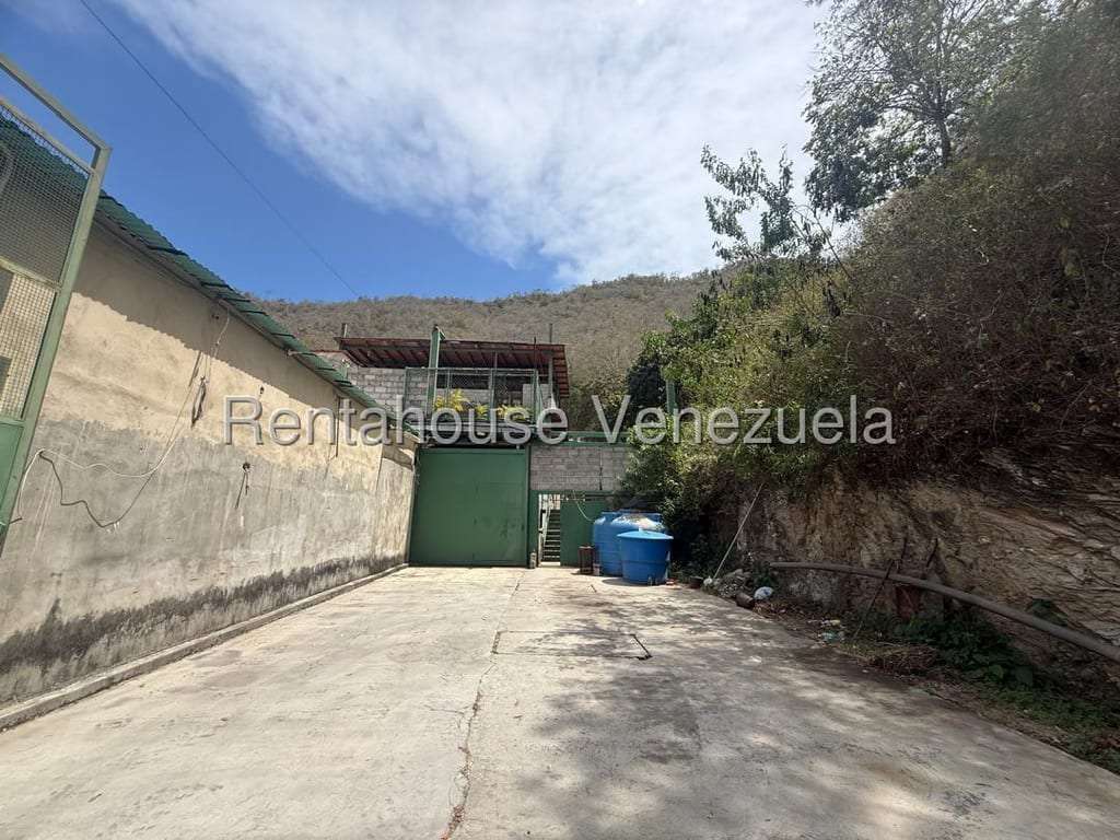 Galpón en Mampote, Guarenas