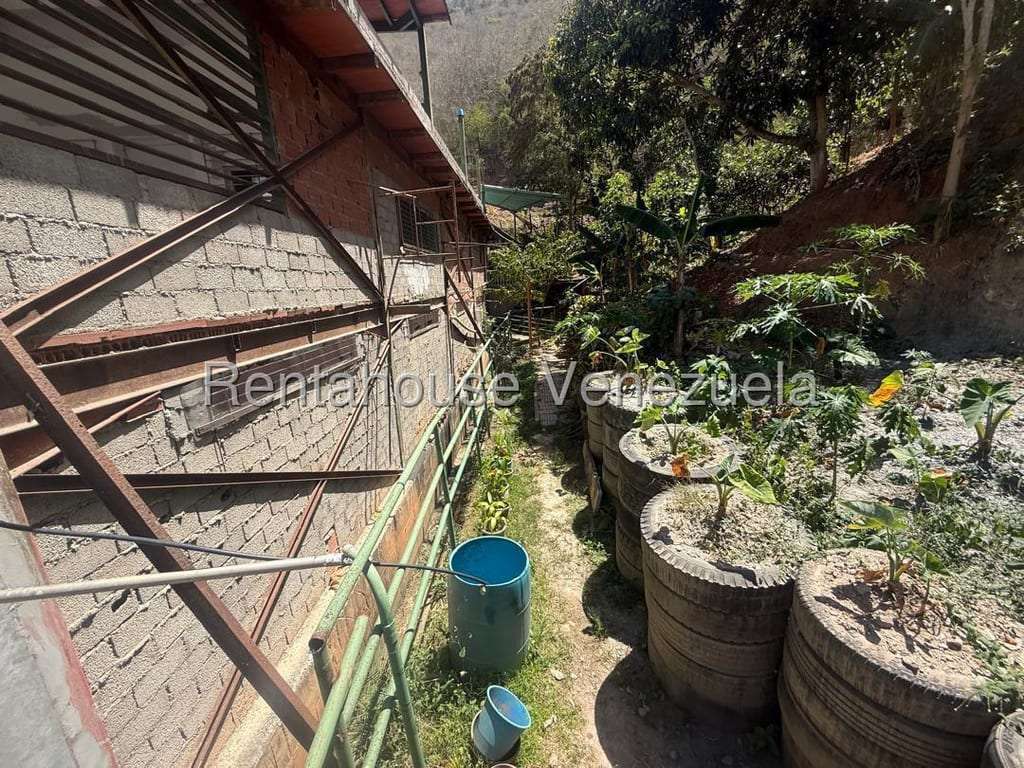 Galpón en Mampote, Guarenas