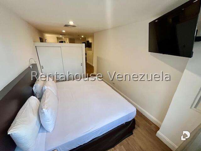 Apartamento en Chuao, Caracas – 12