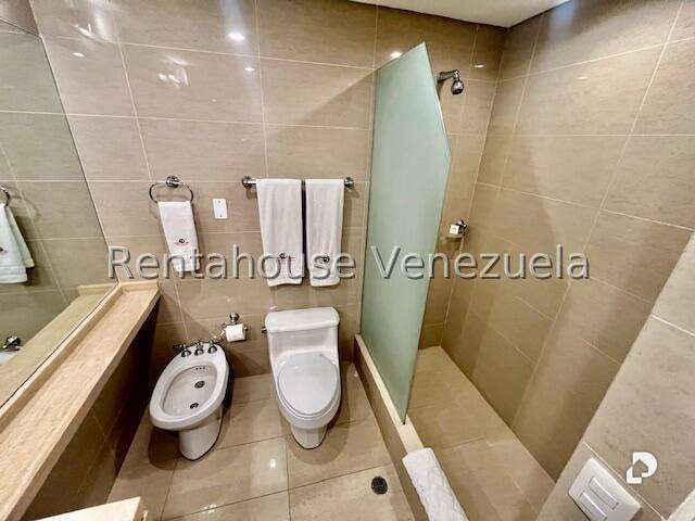Apartamento en Chuao, Caracas – 8