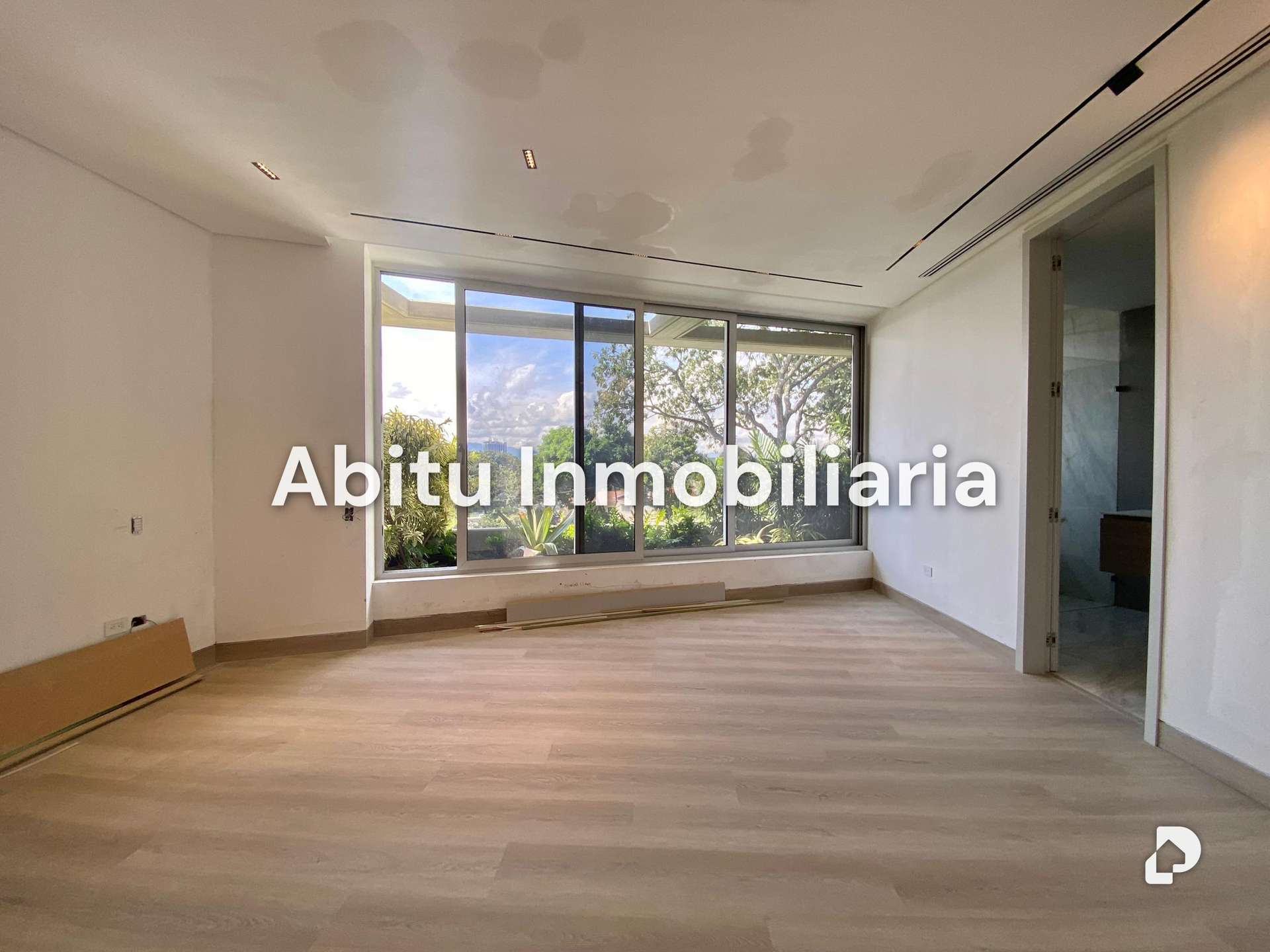 Apartamento en Altamira, Caracas – 22