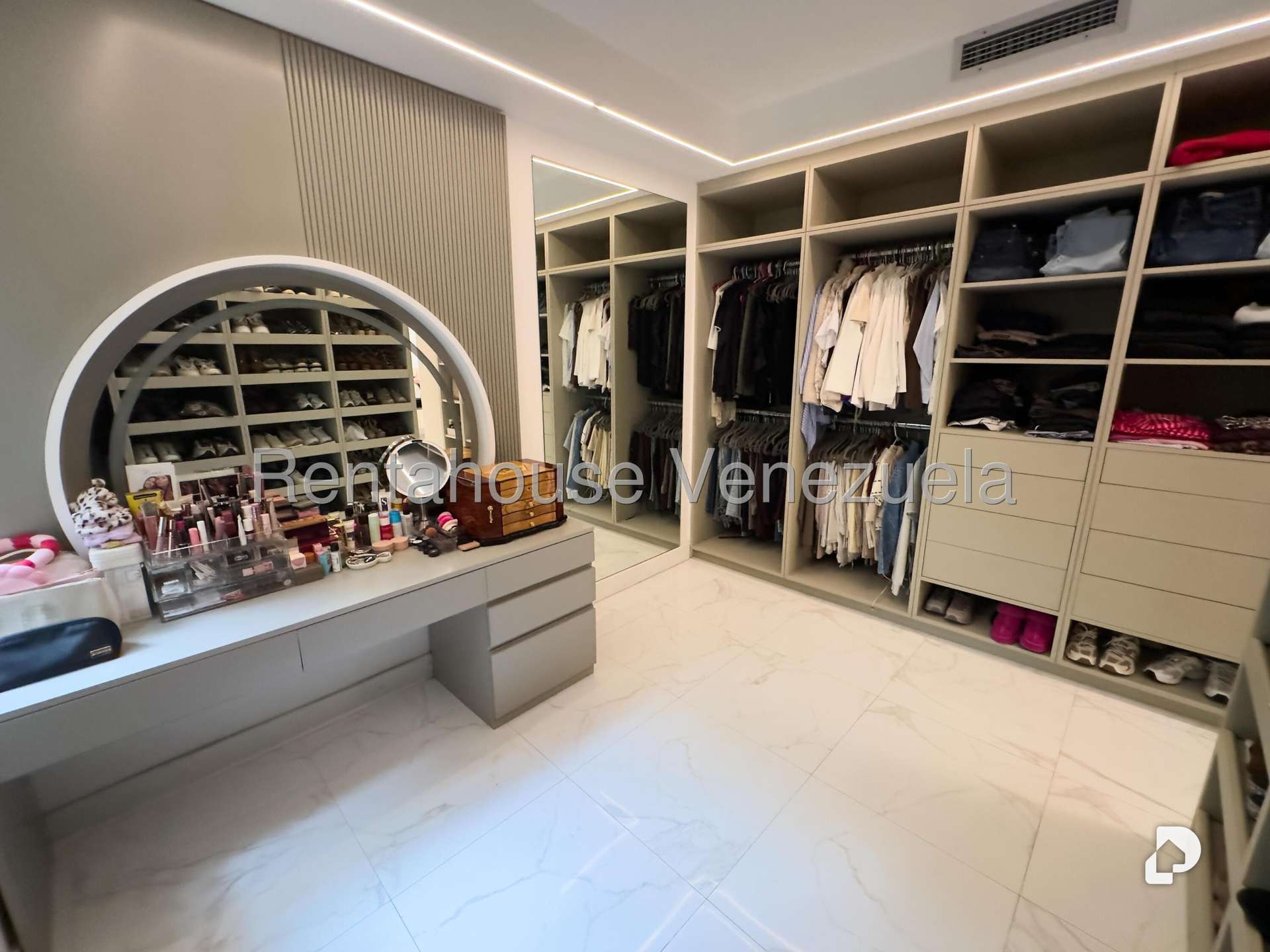 Apartamento en Campo Alegre, Caracas – 7