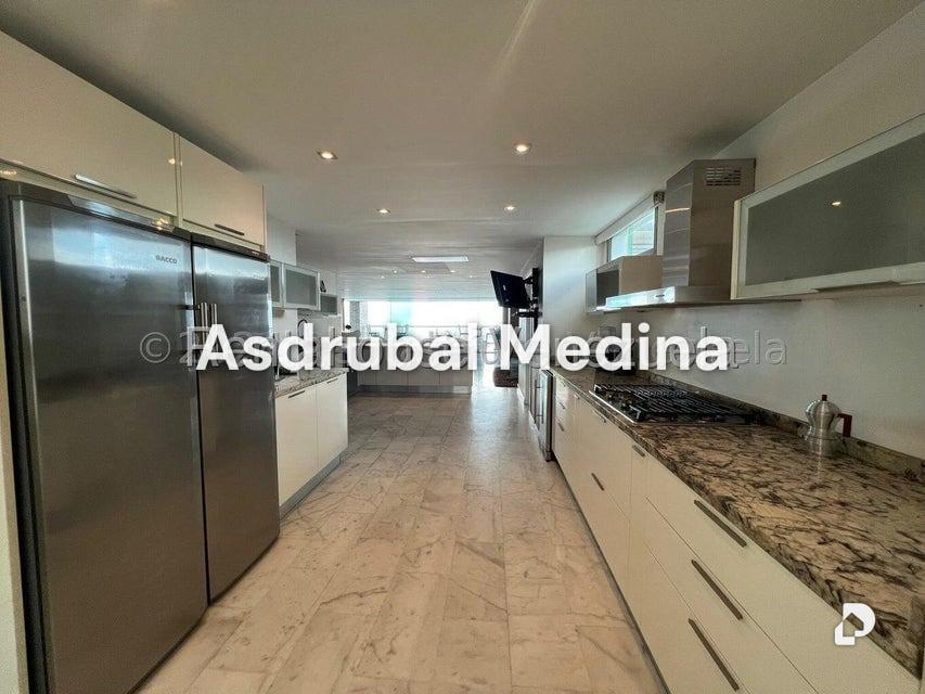 Apartamento en Alto Hatillo, Caracas – 5