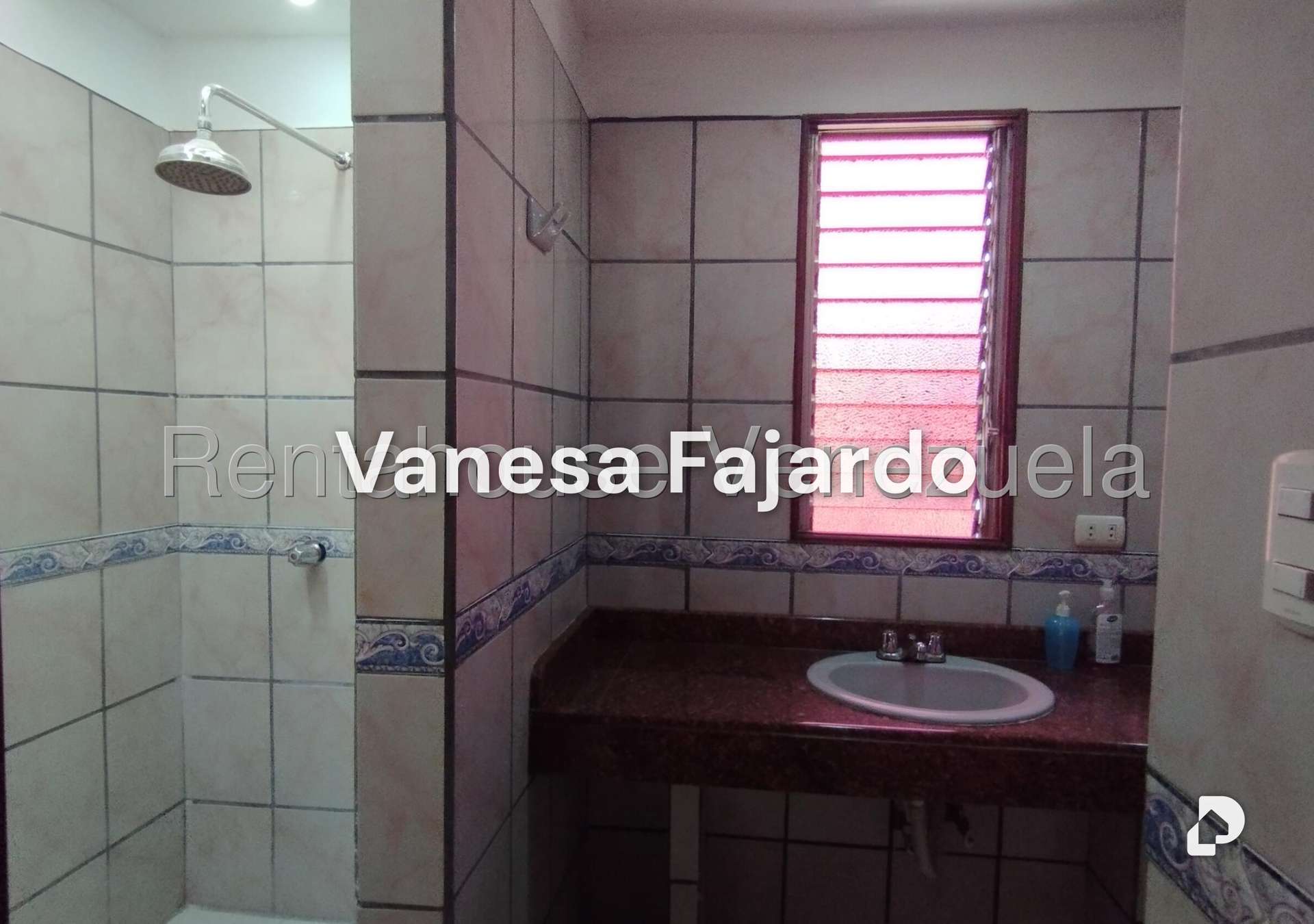 Apartamento en Altamira, Caracas – 24