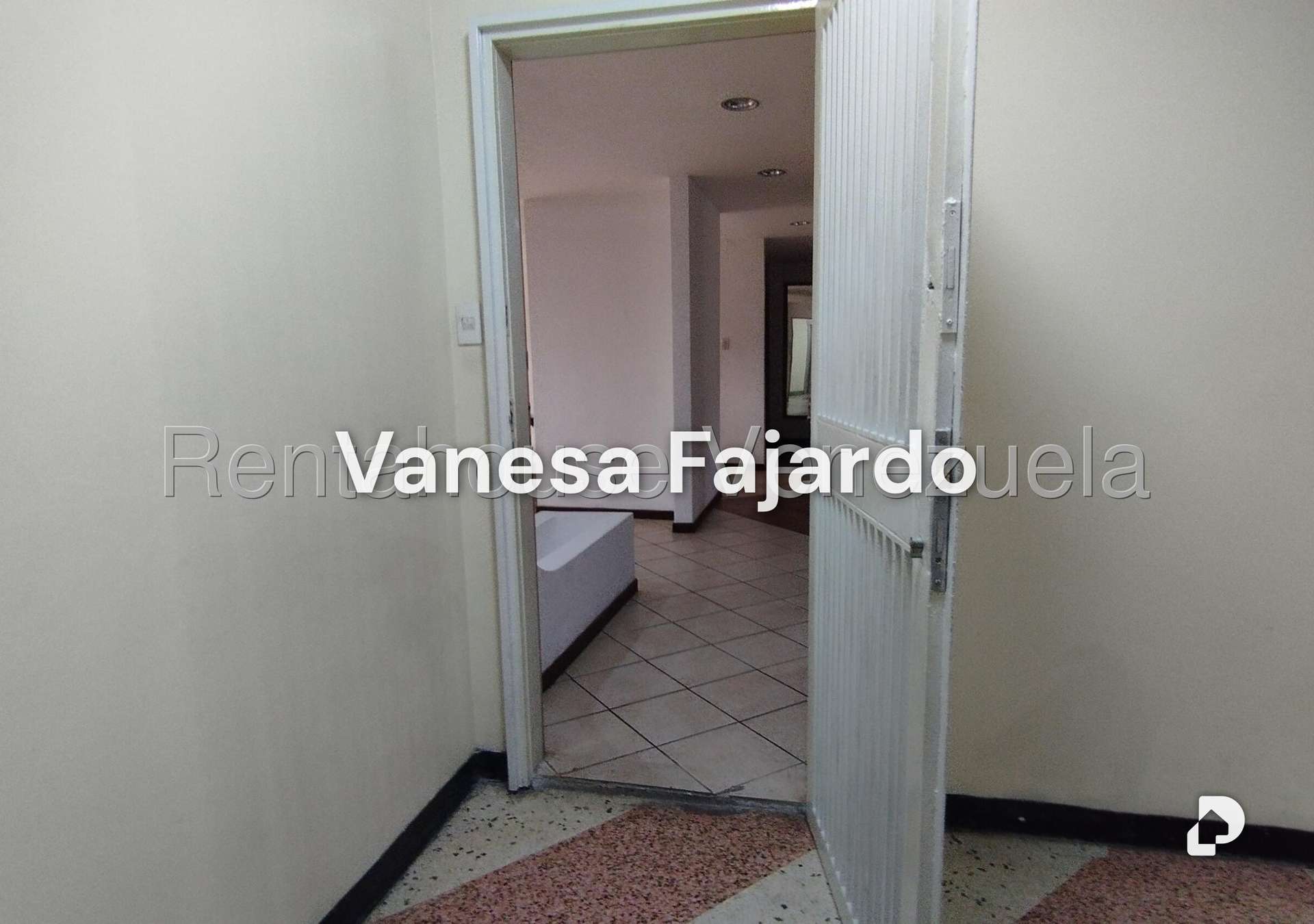 Apartamento en Altamira, Caracas – 2