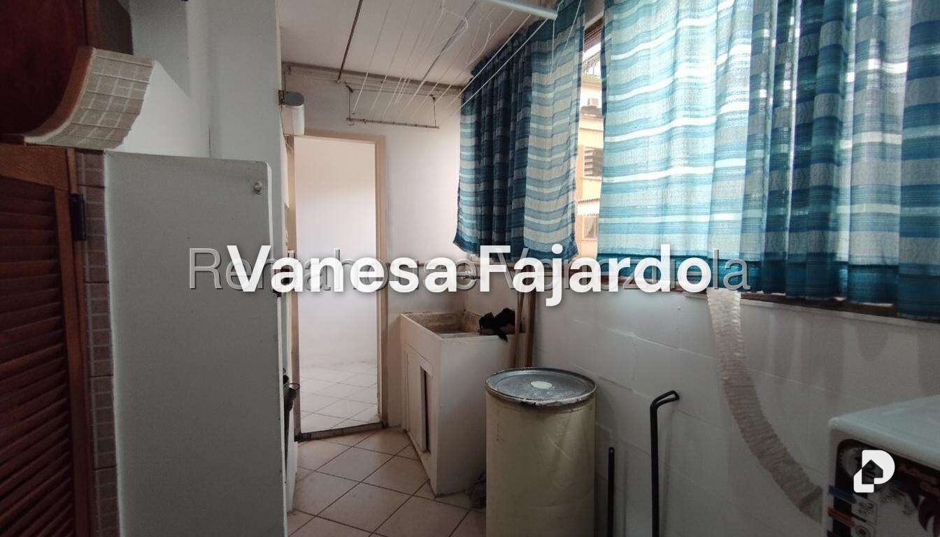 Apartamento en Altamira, Caracas – 14