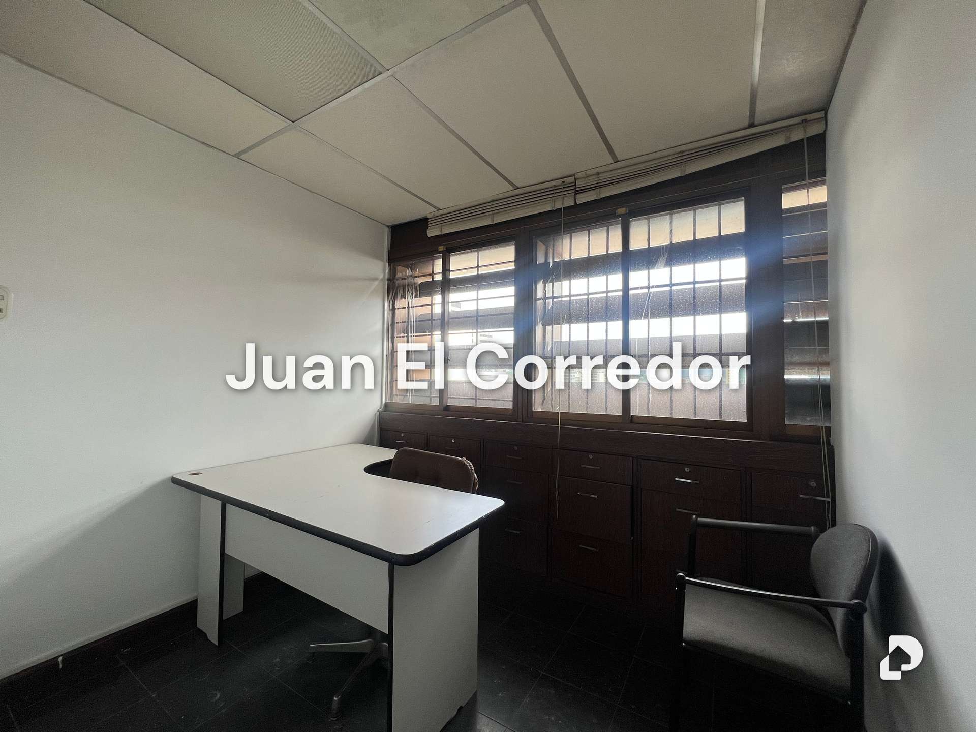Oficina en Los Palos Grandes, Caracas – 5