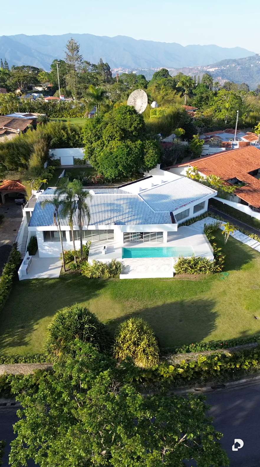 Casa en La Lagunita, Caracas – 19