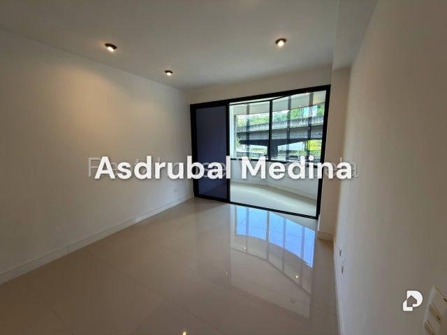 Apartamento en Los Naranjos de las Mercedes, Caracas – 3