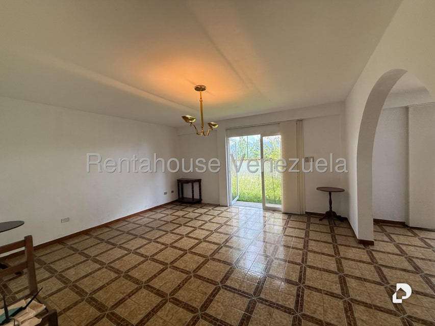 Casa en Alto Prado, Caracas – 5
