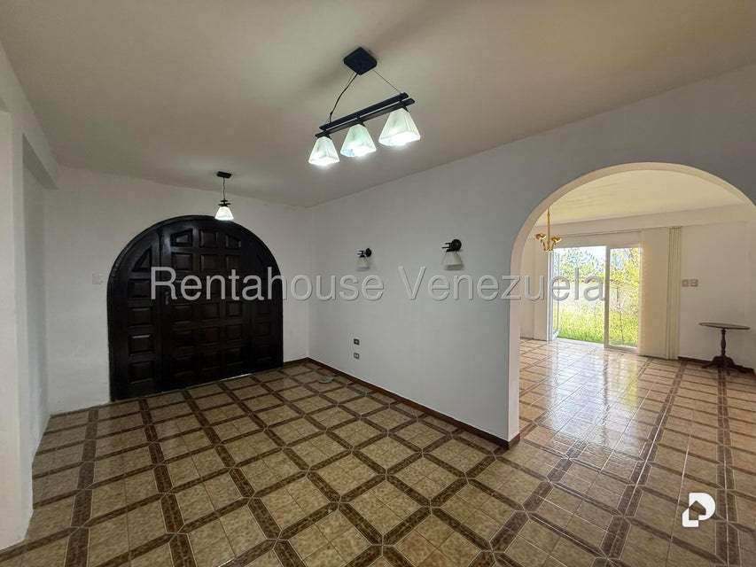 Casa en Alto Prado, Caracas – 4